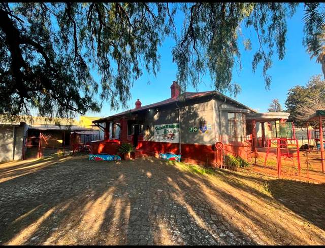 3 BEDROOM HOUSE FOR SALE IN SPRINGS CENTRAL